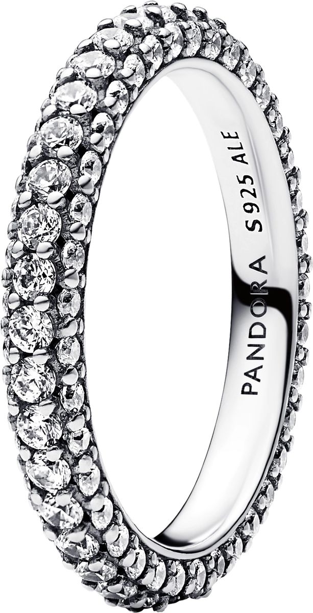 Funkelnder Ring mit Zirkonia-Reihe