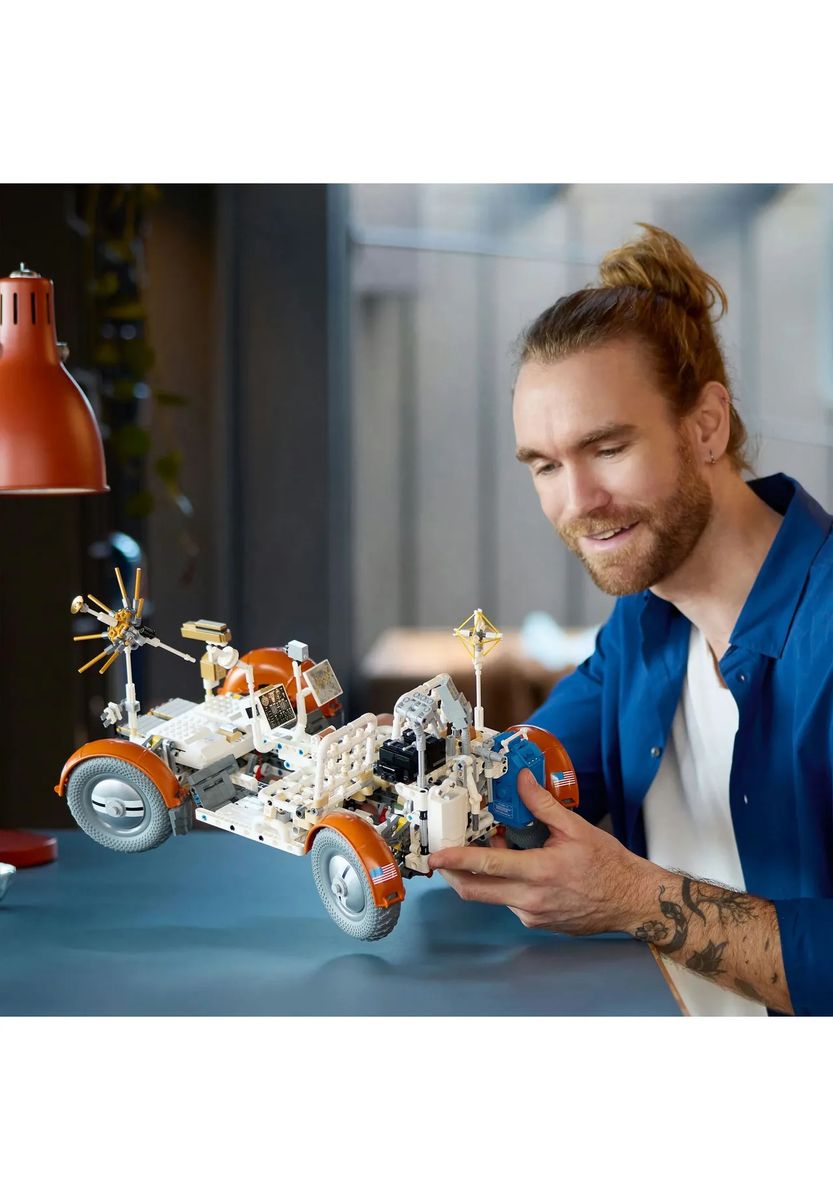LEGO® Technic - 42182 NASA Apollo Lunar Roving Vehicle (LRV), BUNT, 99