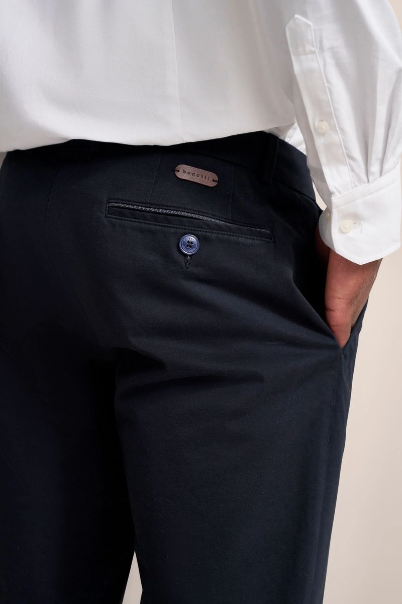Klassische Regular Fit Chinos
