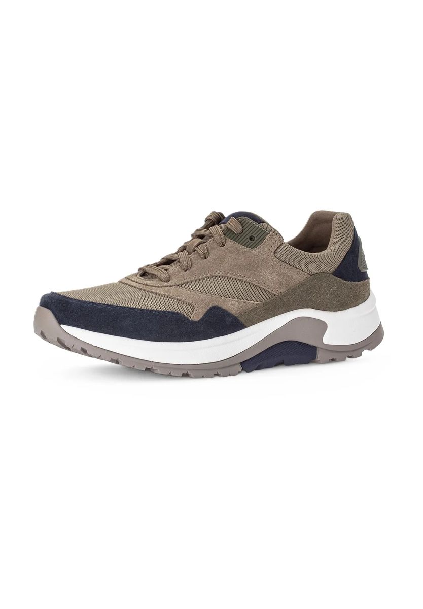 Sportive Patchwork-Wildledersneaker