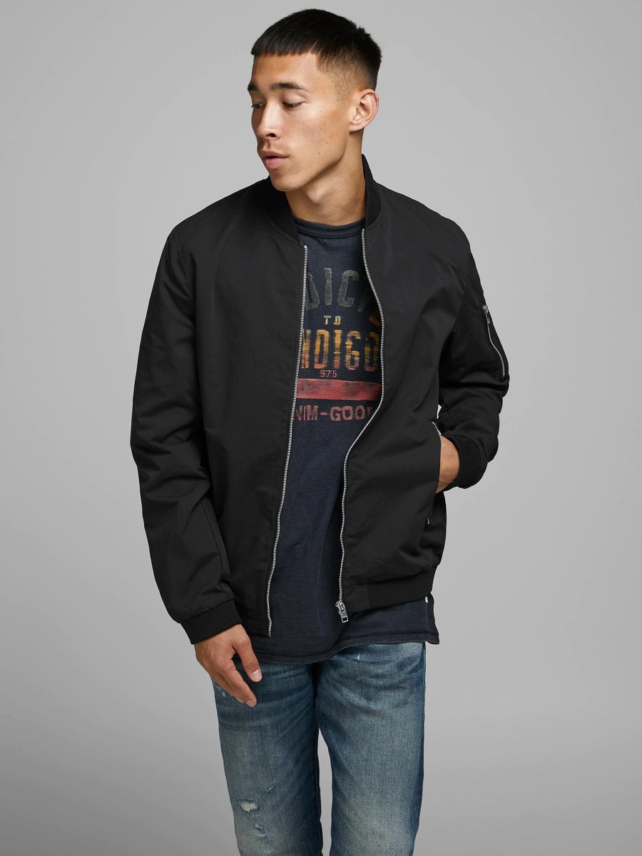 Vielseitige leichte Bomberjacke