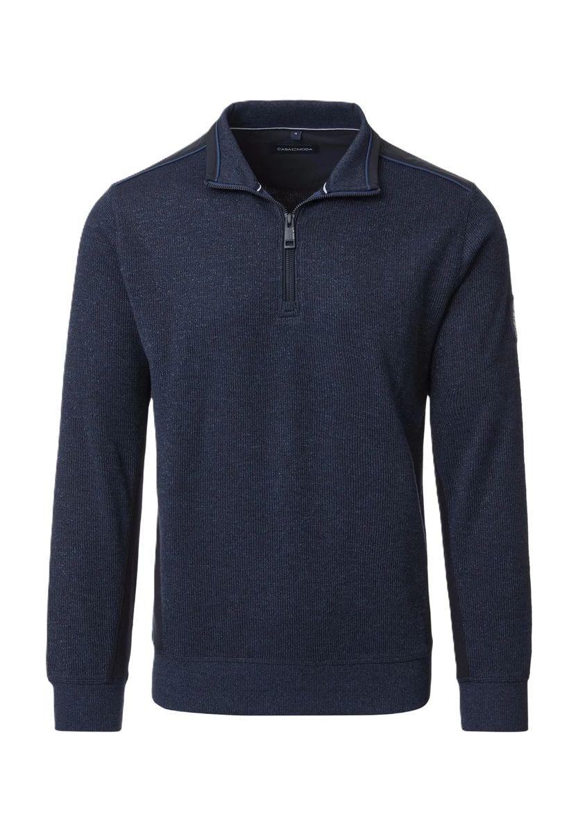 Klassischer strukturierter Troyer-Pullover