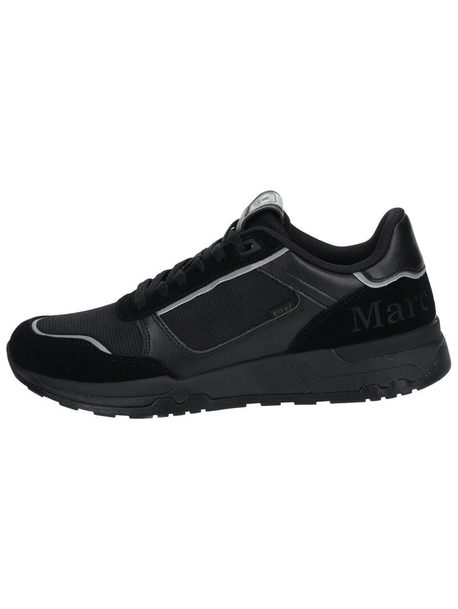 Minimalistische Sneaker aus Leder und Mesh