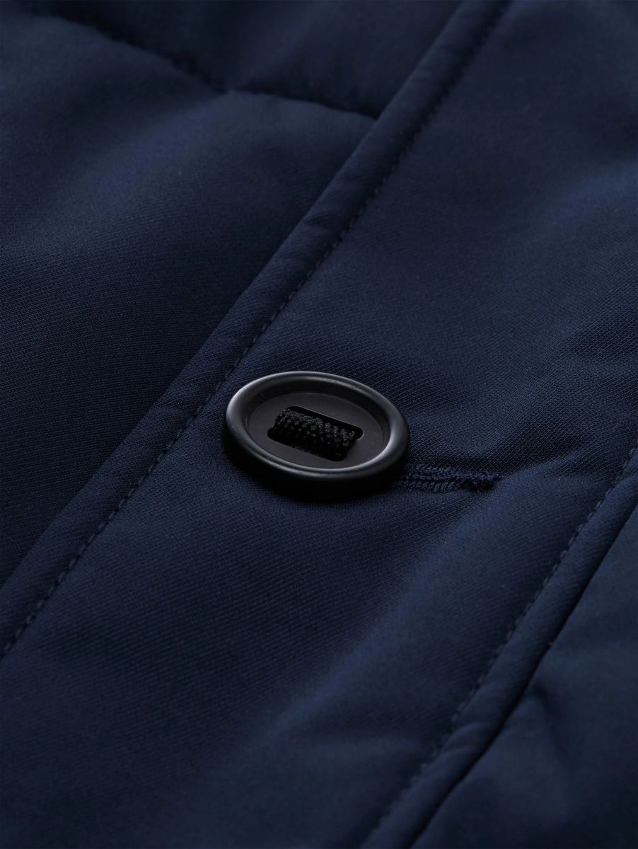 Gefütterte Winterjacke mit Kapuze