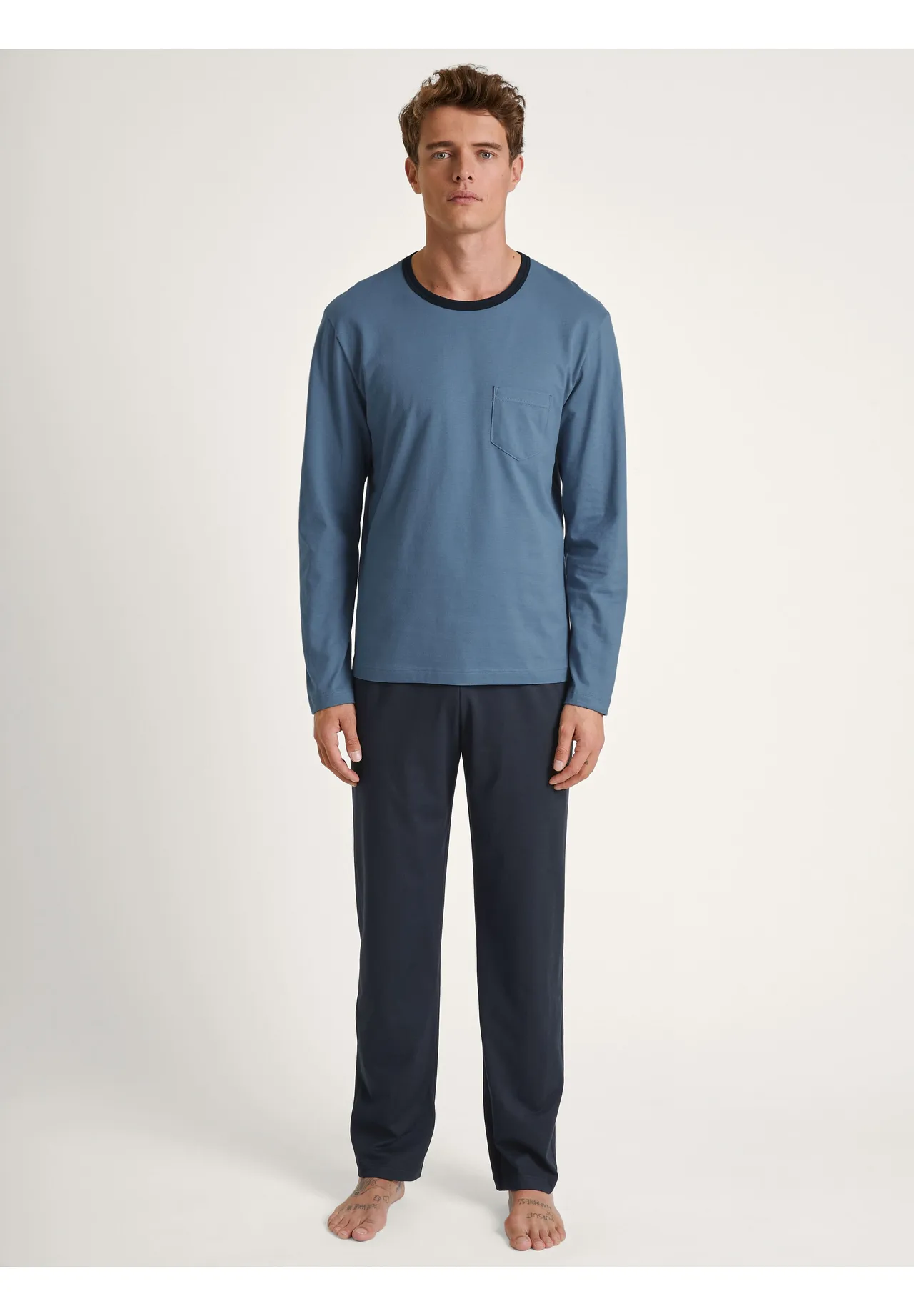 Entspanntes Pyjama-Set aus Bio-Baumwolle