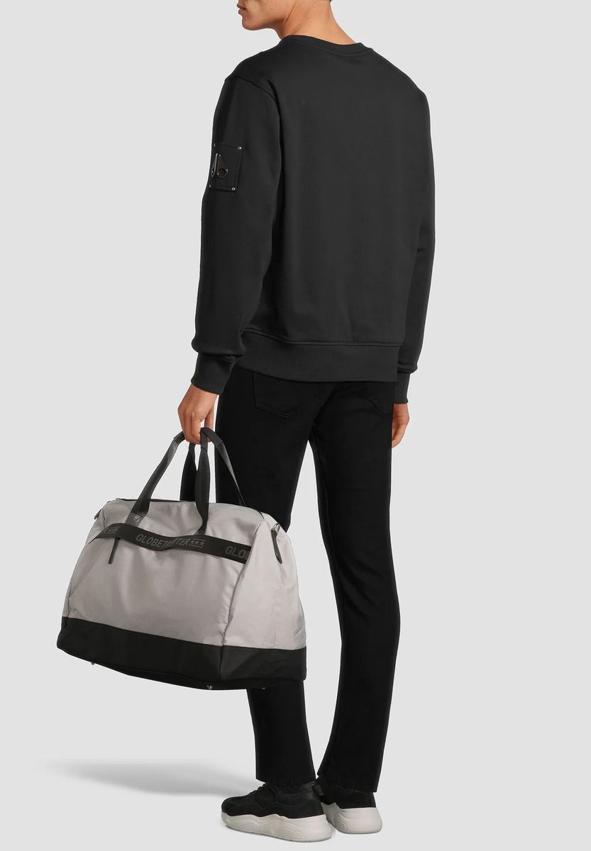 Funktionaler Weekender im Color-Block Design