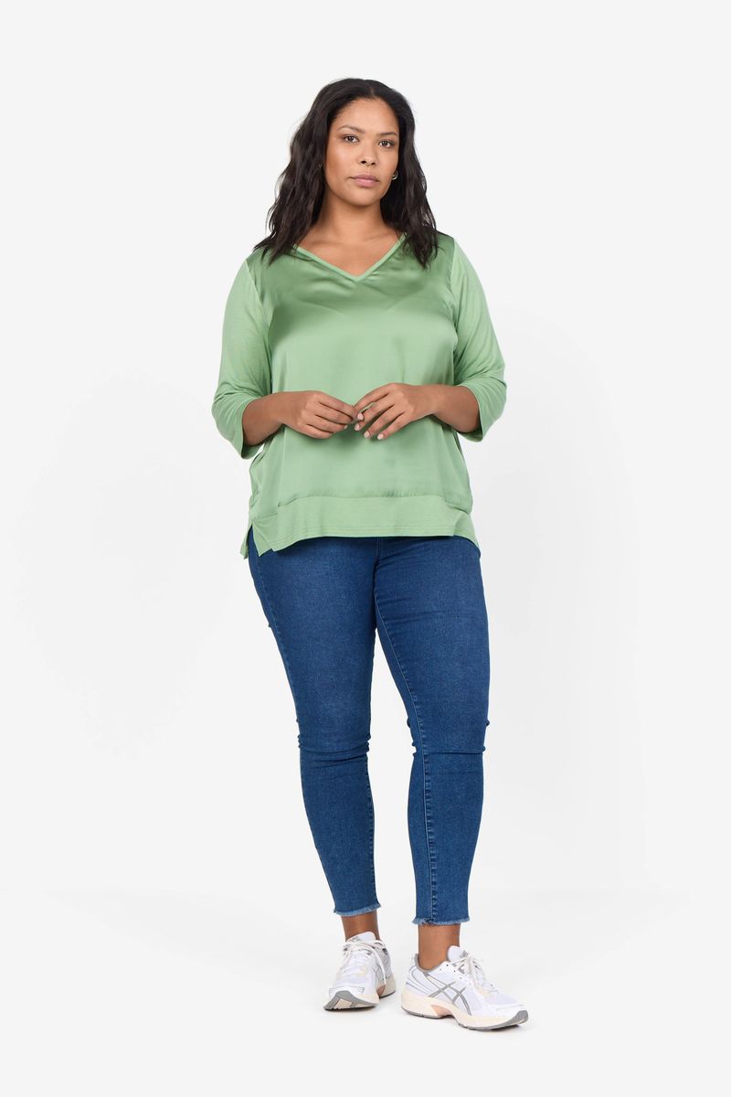 V-Ausschnitt Bluse mit Satinfront