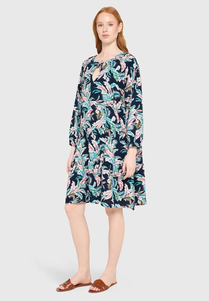Gestuftes Strandkleid mit Tropen-Print