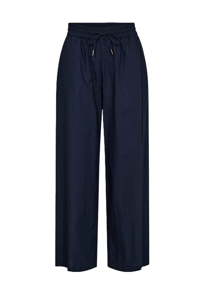 Hose mit verkürztem Bein und entspannter Passform