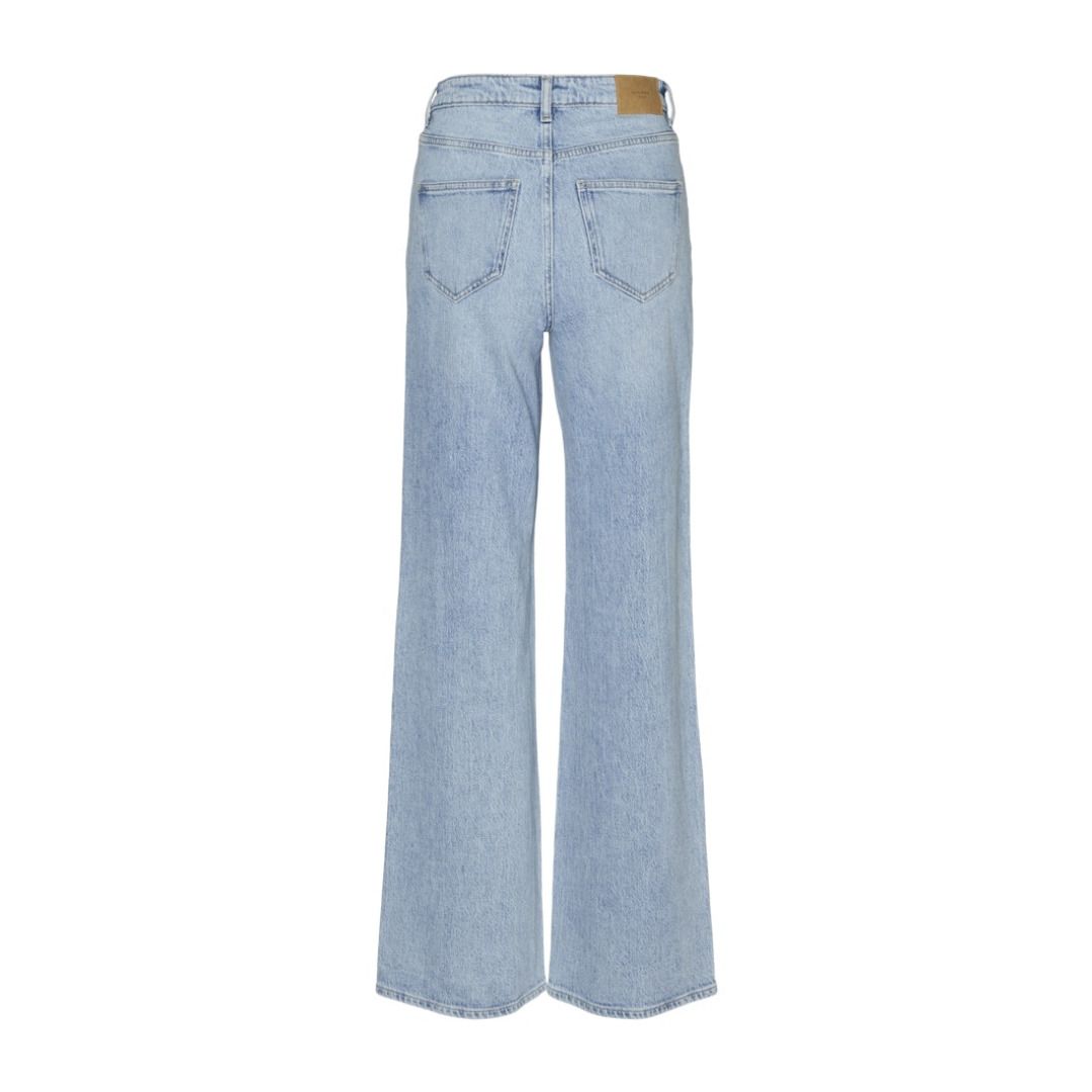 Weit geschnittene Jeans mit hoher Taille