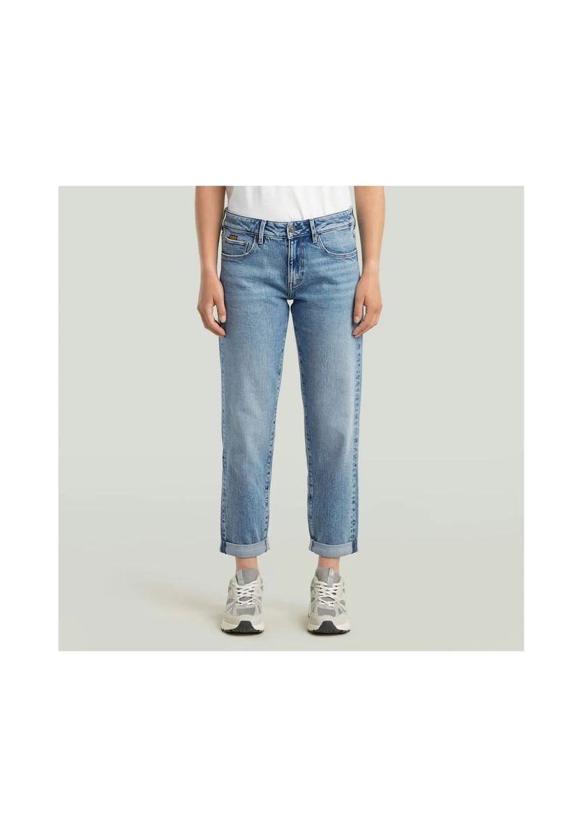 Lässige Boyfriend-Jeans mit Umschlag