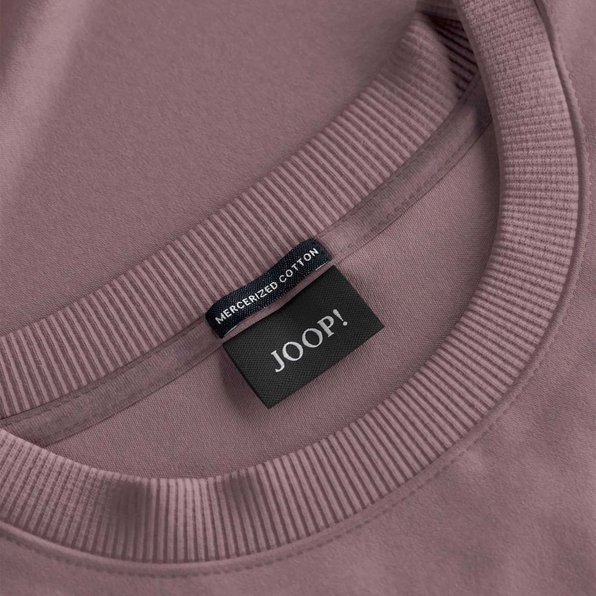 Schmal geschnittenes Bio-Baumwoll-T-Shirt