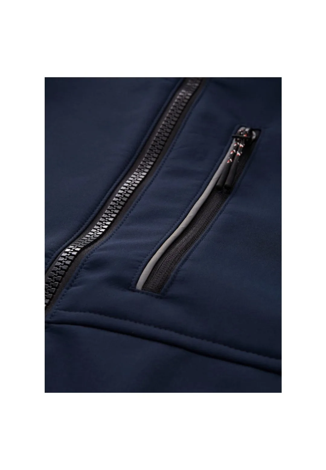 Funktionale Allwetterjacke mit Kapuze