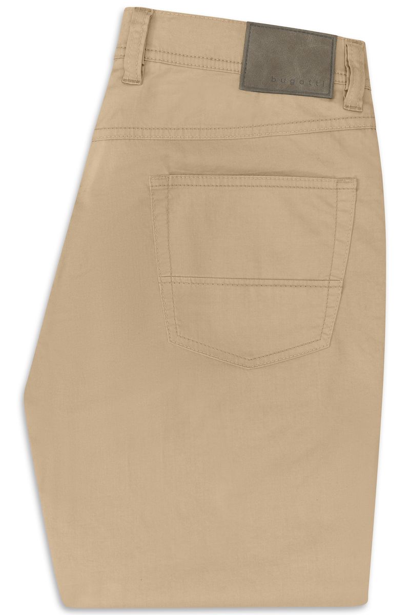 Moderne Tapered Five-Pocket Hose