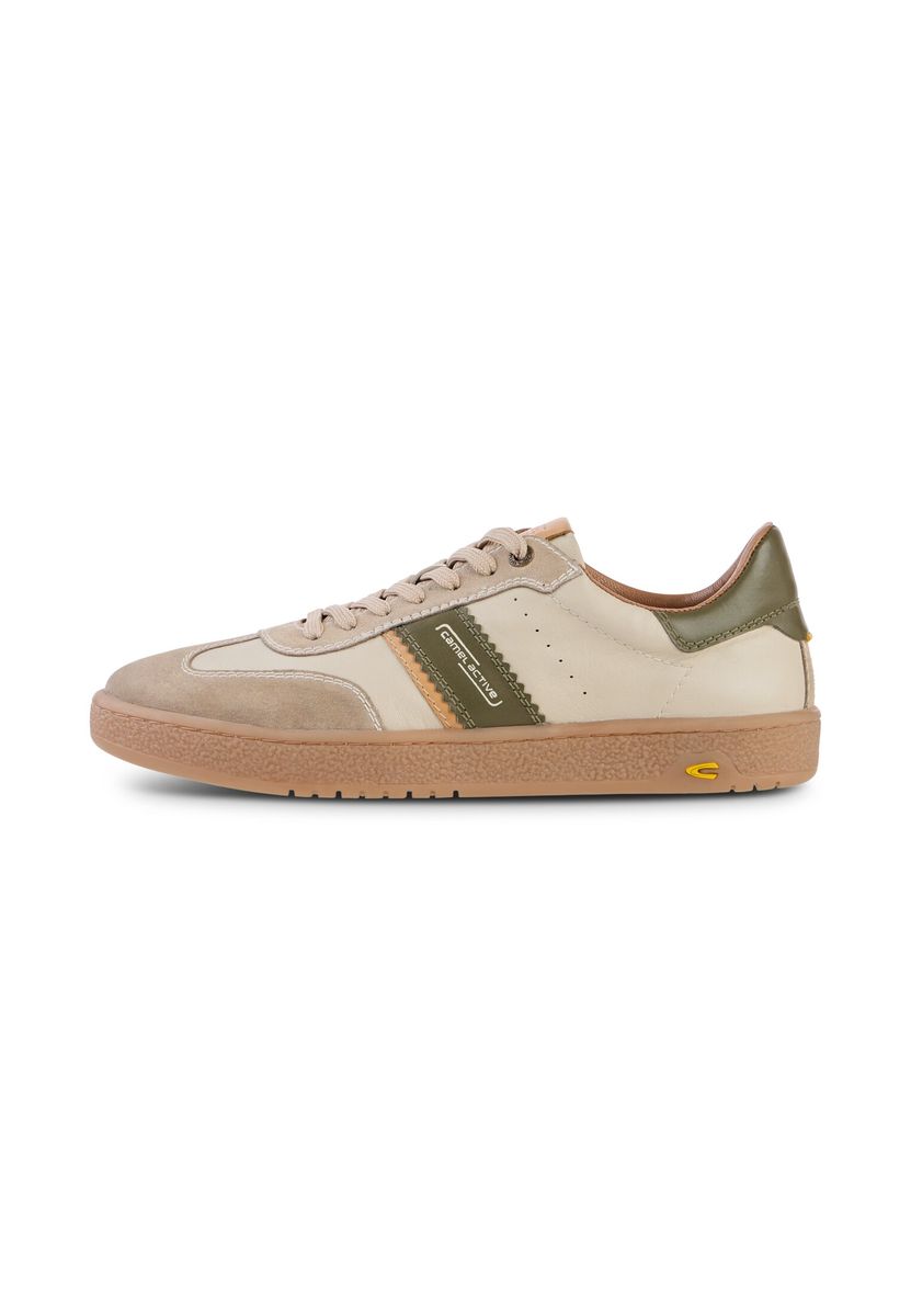 Retro-Sneaker aus verschiedenen Lederarten