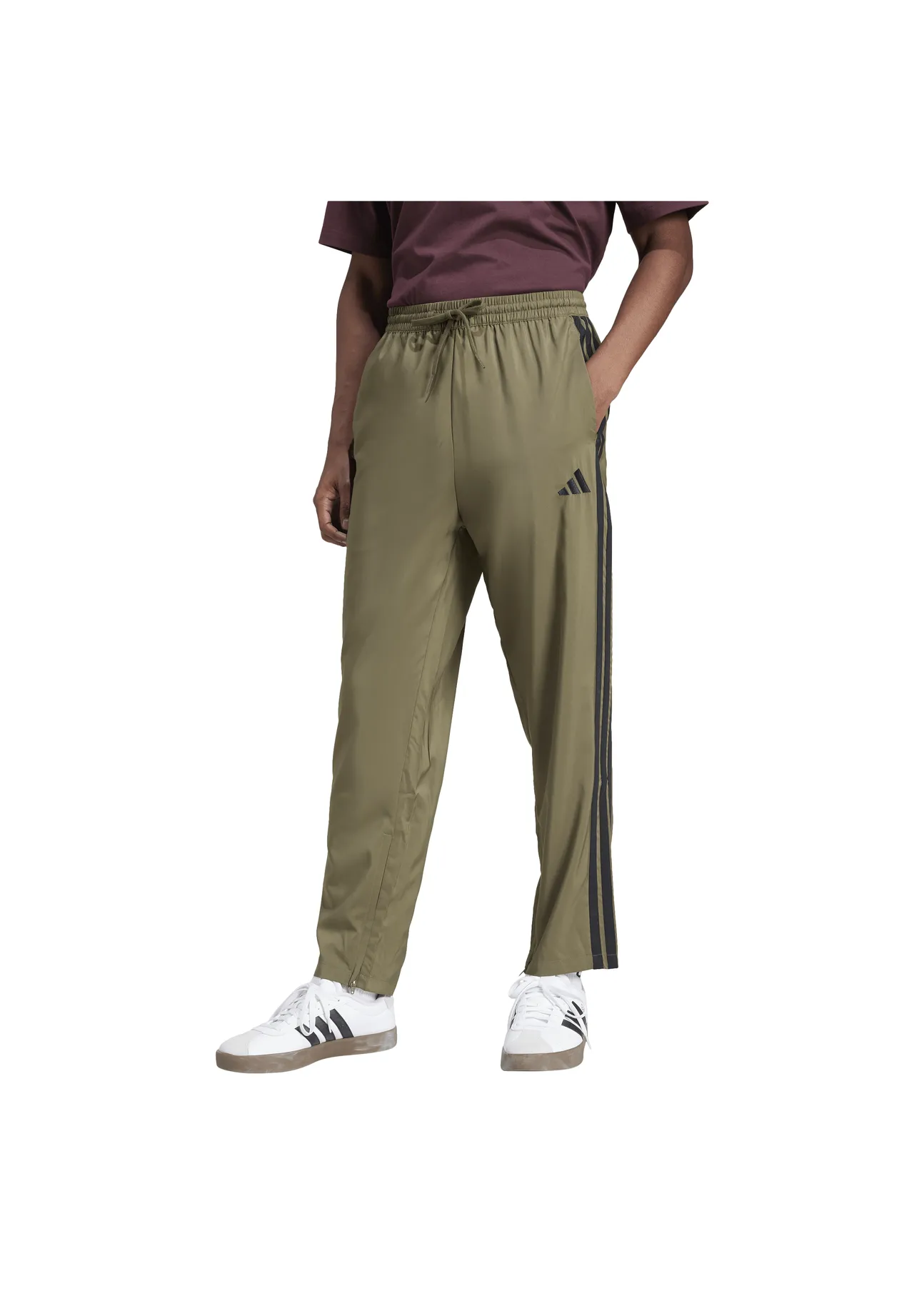 Leichte Essentials Trainingshose
