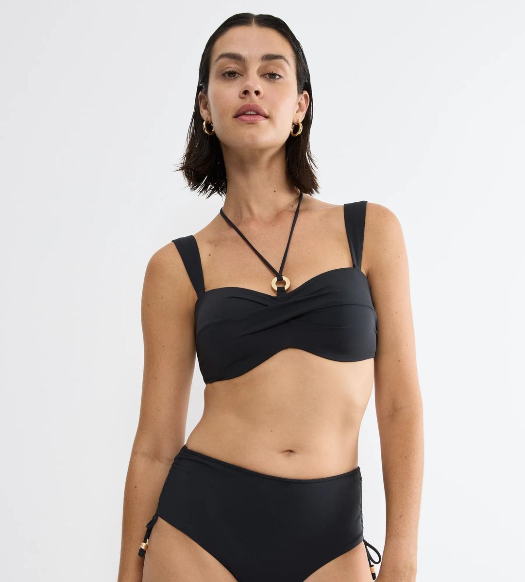 Vielseitiges Bikini-Oberteil mit Twist-Detail