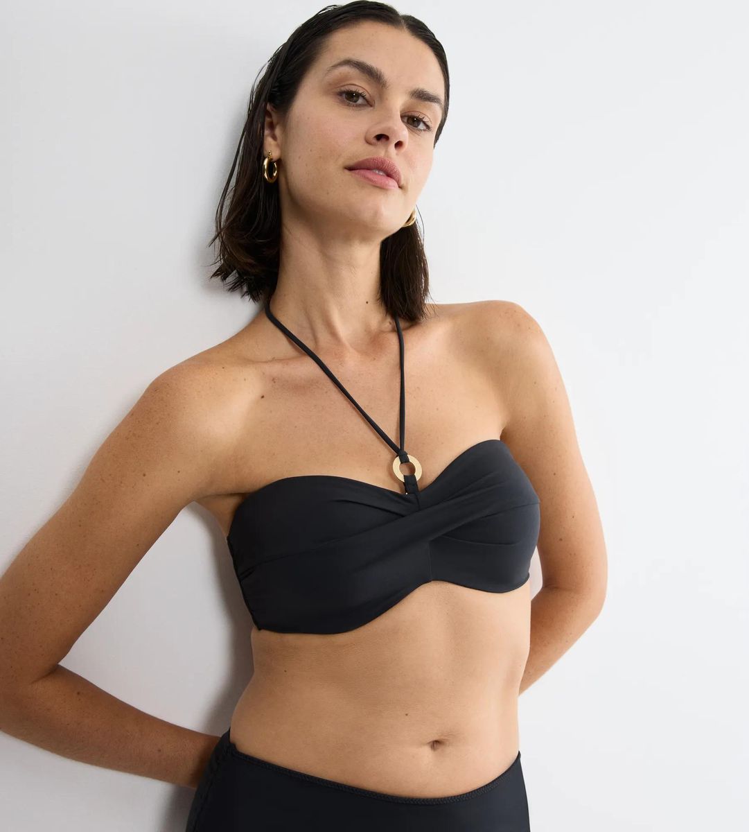 Vielseitiges Bikini-Oberteil mit Twist-Detail