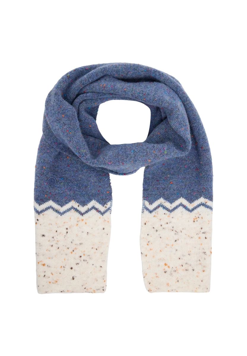 Strickschal mit Zickzack-Muster
