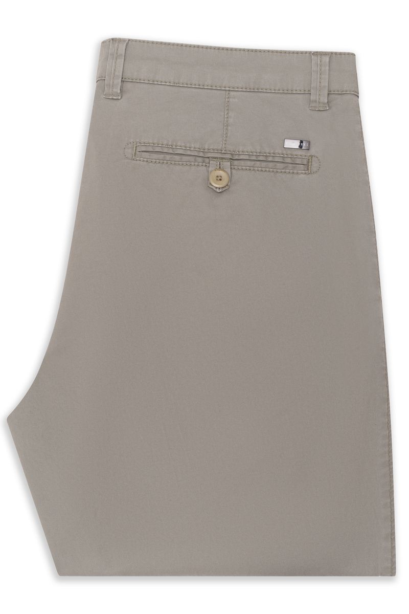 Klassische Chino-Bermuda-Shorts aus Baumwolle
