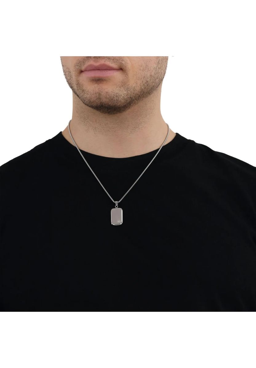 Halskette mit Dog-Tag-Anhänger