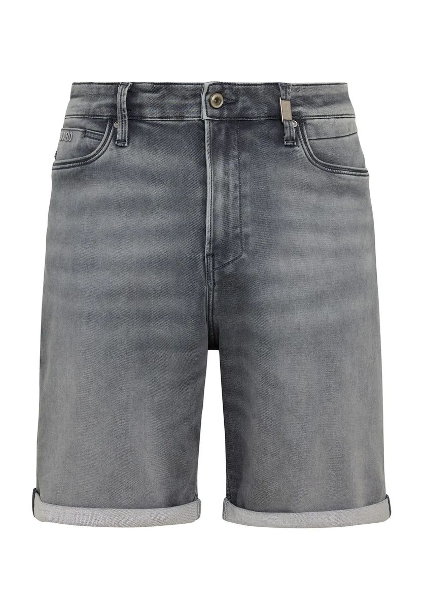 Jeansshorts mit Waschung und Umschlag