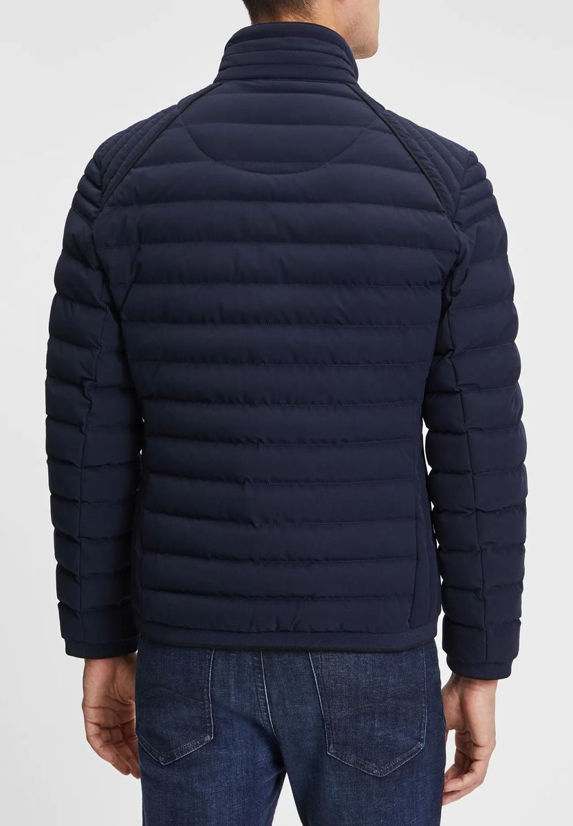 Leichte Steppjacke mit Stehkragen