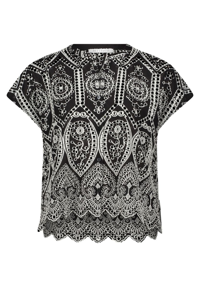 Bestickte Bluse im Ethno-Stil