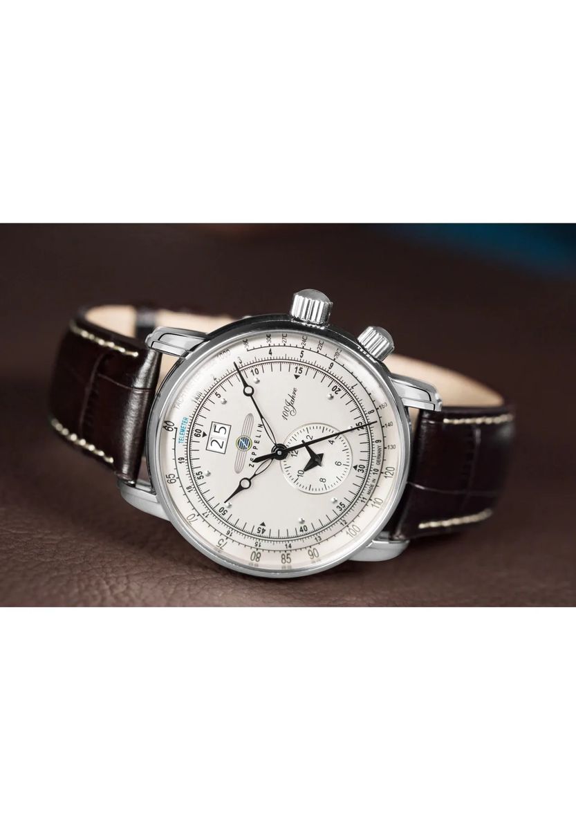 Klassische Armbanduhr mit Dualzeit