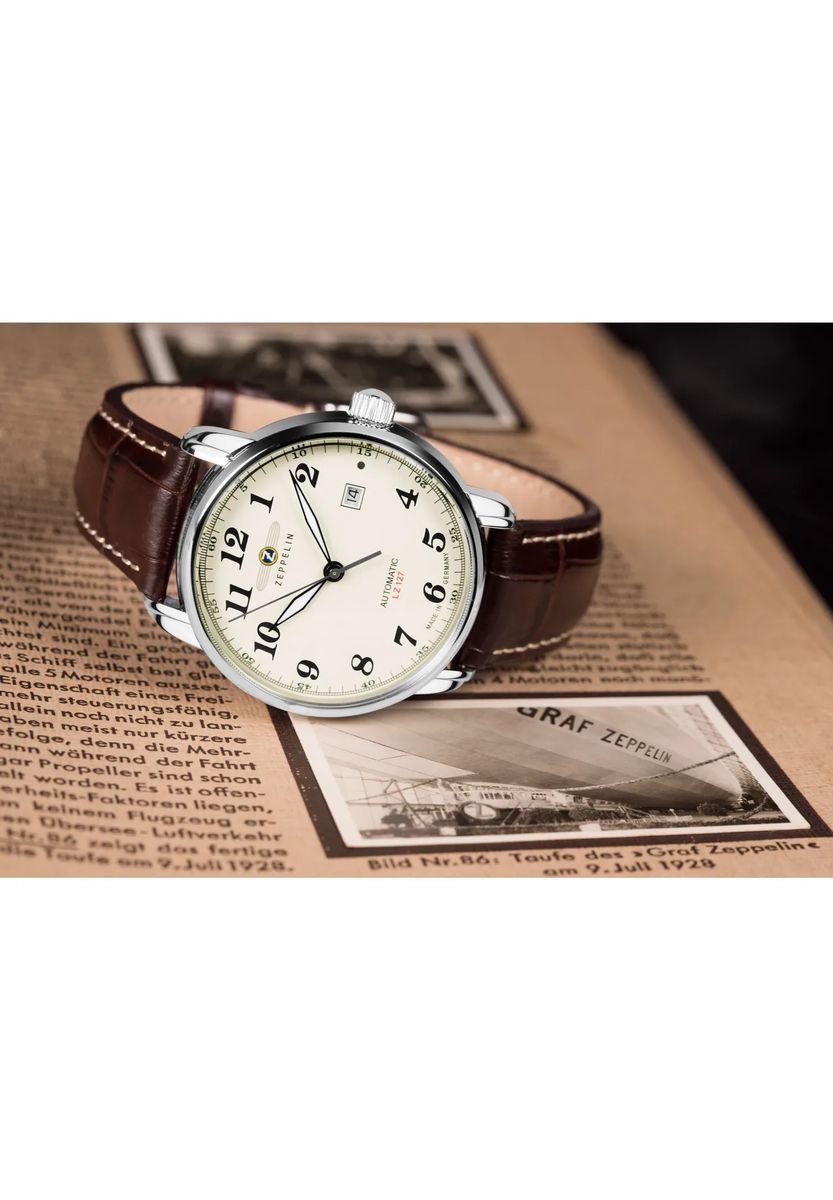 Klassischer Automatik-Zeitmesser mit Lederarmband