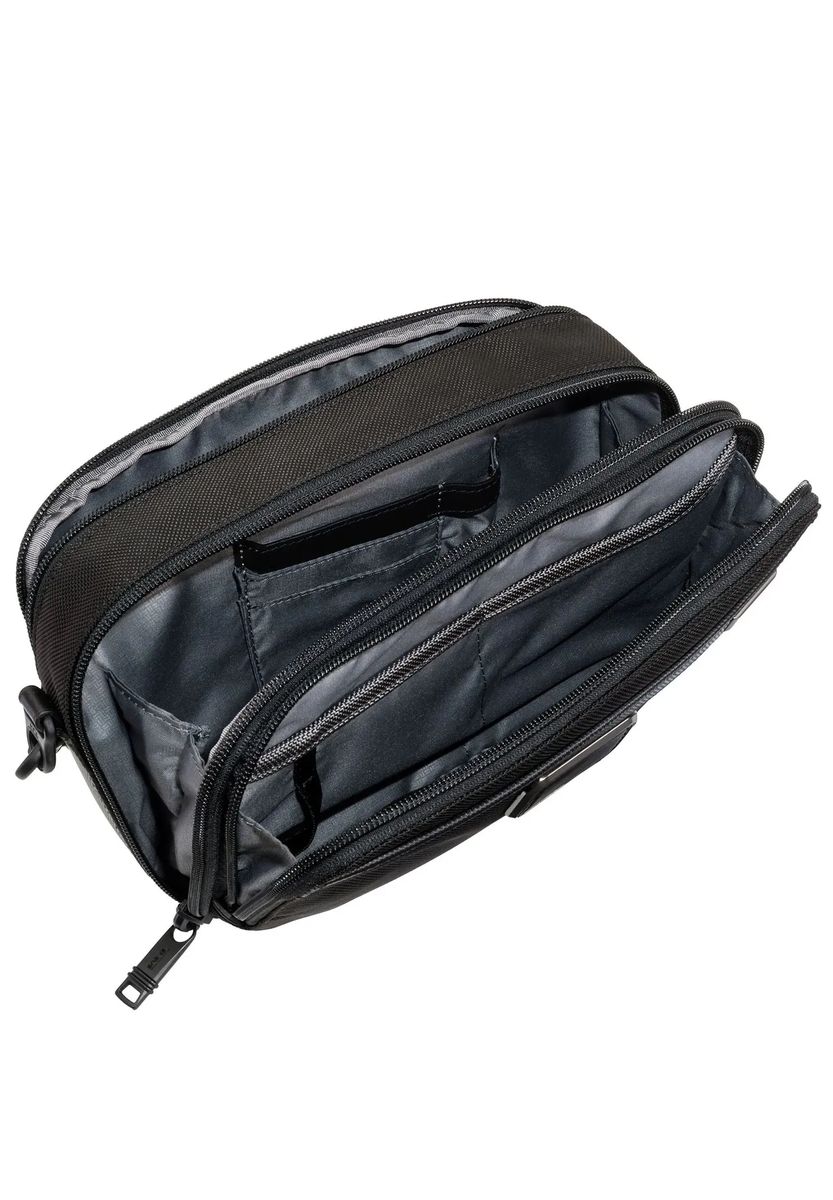 Strukturierte Reise-Clutch mit Fächern