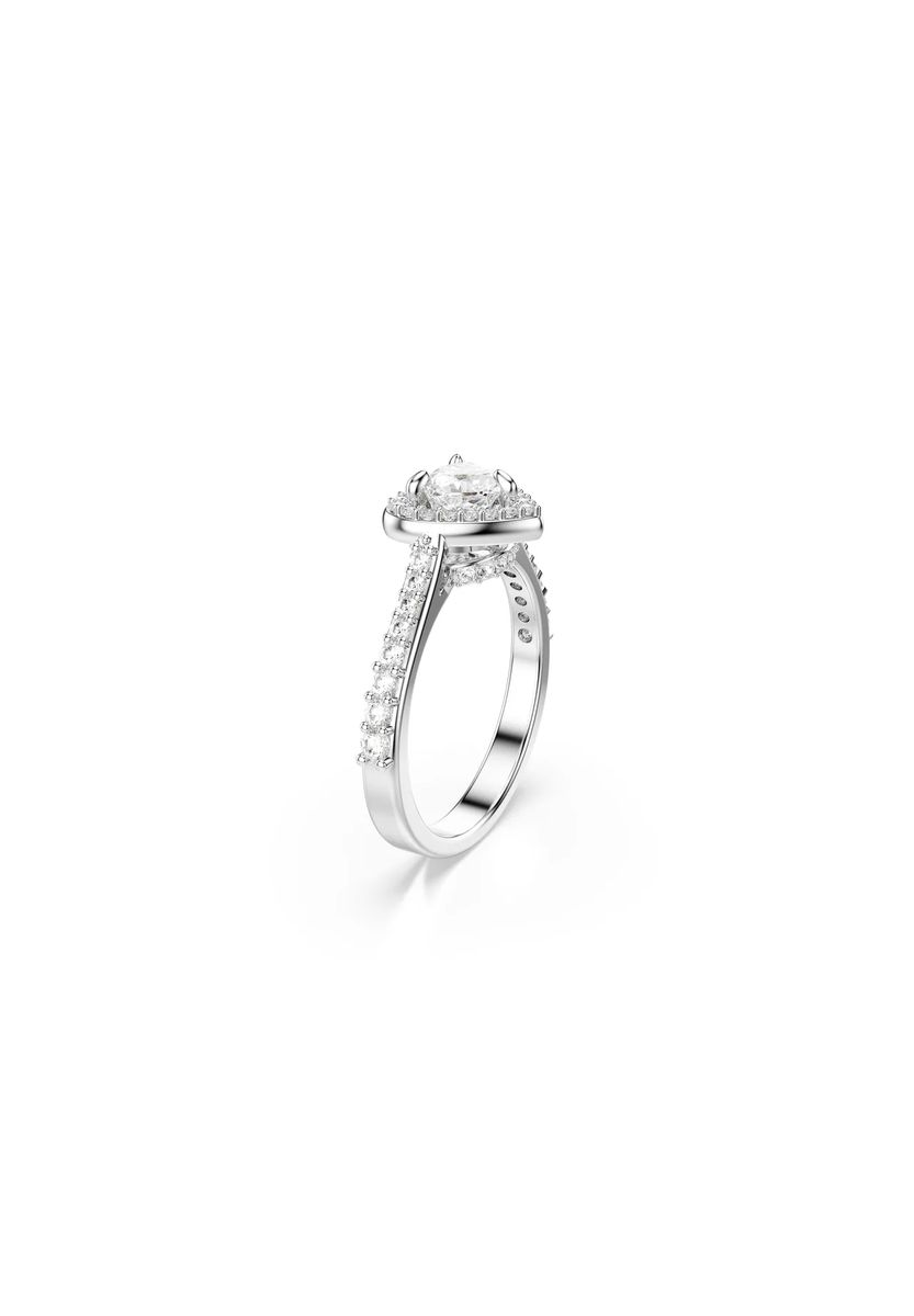 Funkelnder herzförmiger Halo-Ring