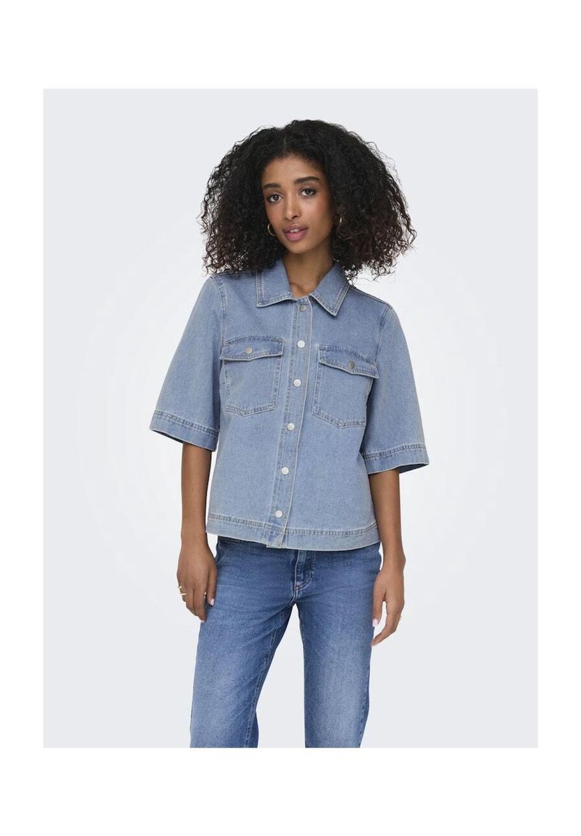 Kurzärmeliges Jeanshemd in heller Waschung