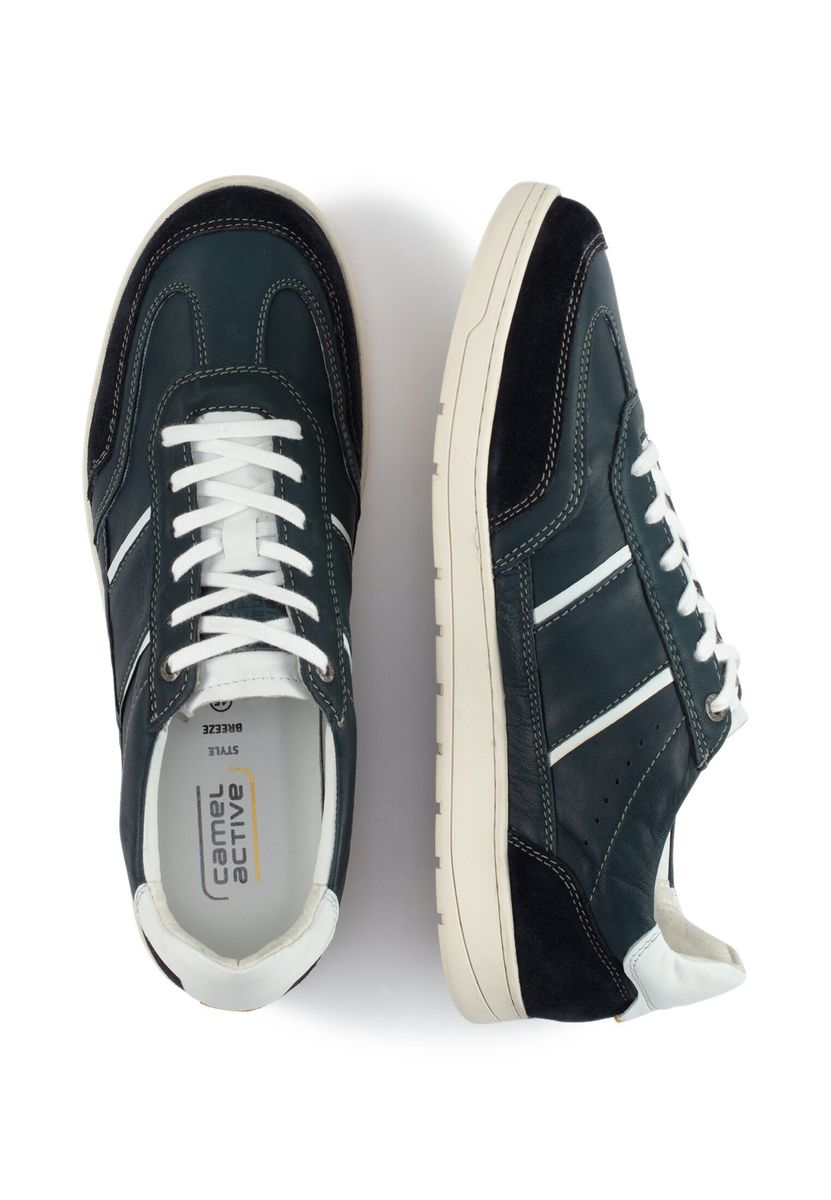 Lässige Leder-Sneaker mit Kontrastdetails