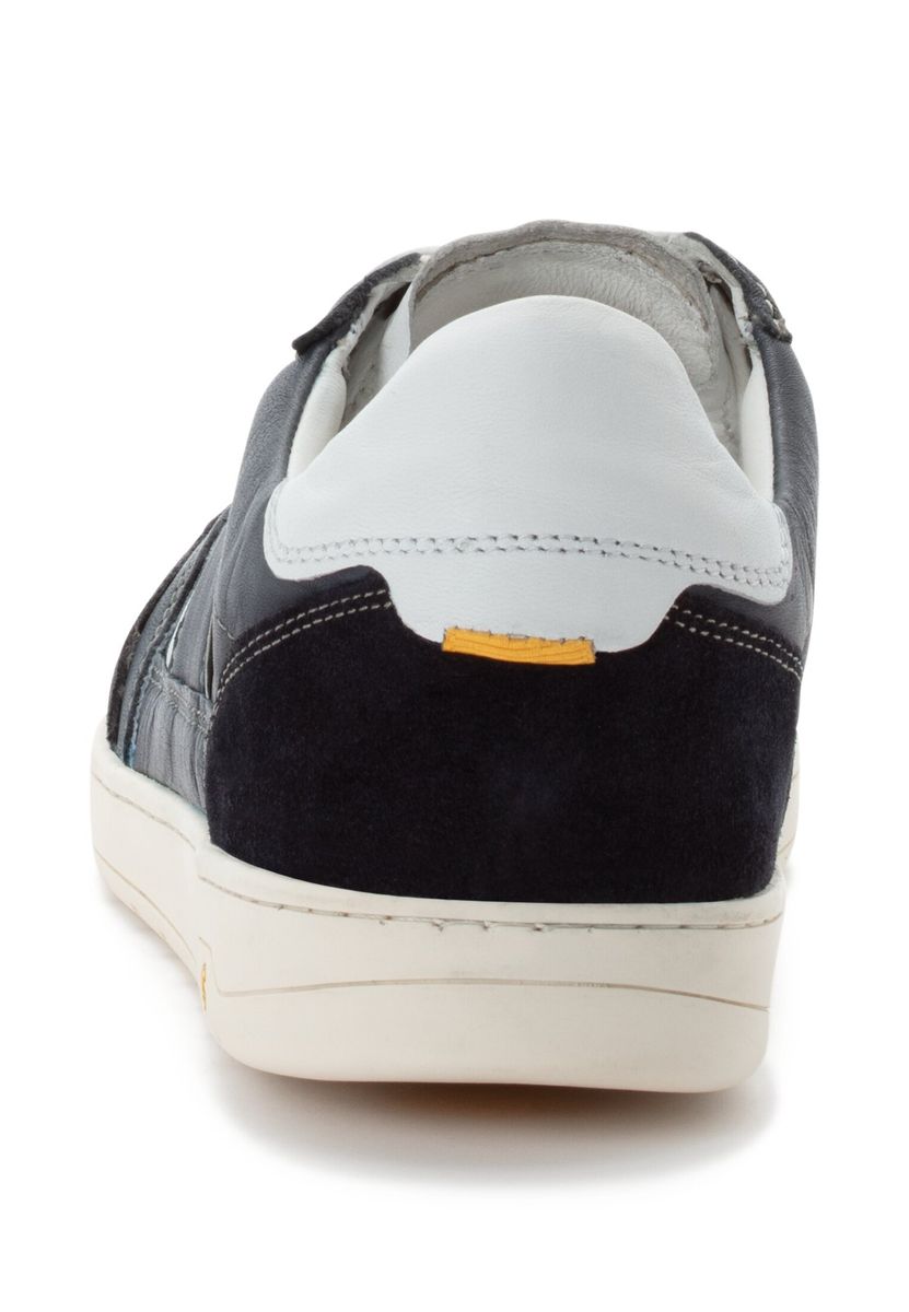 Lässige Leder-Sneaker mit Kontrastdetails