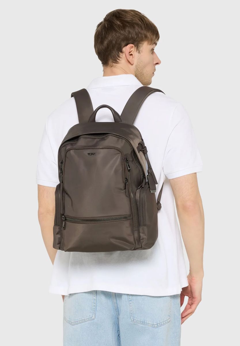Funktionaler Mehrfachtaschen-Rucksack mit Laptopfach