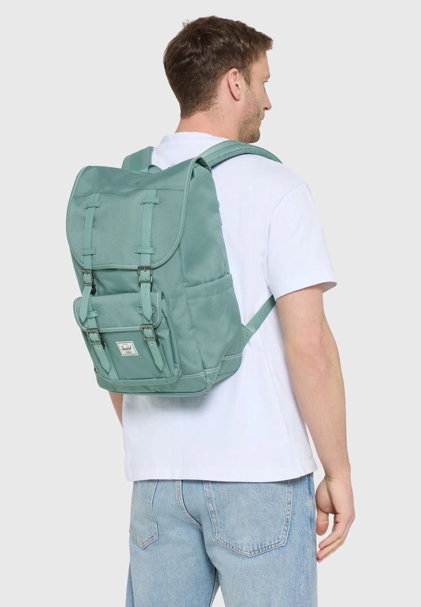 Retro-Tagesrucksack mit Schnallen