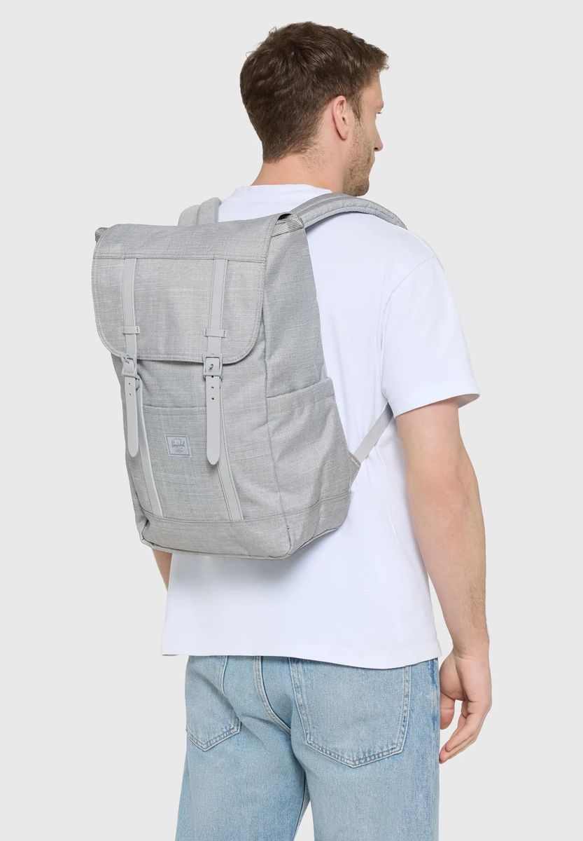 Klassischer Rucksack mit Schnallenverschluss