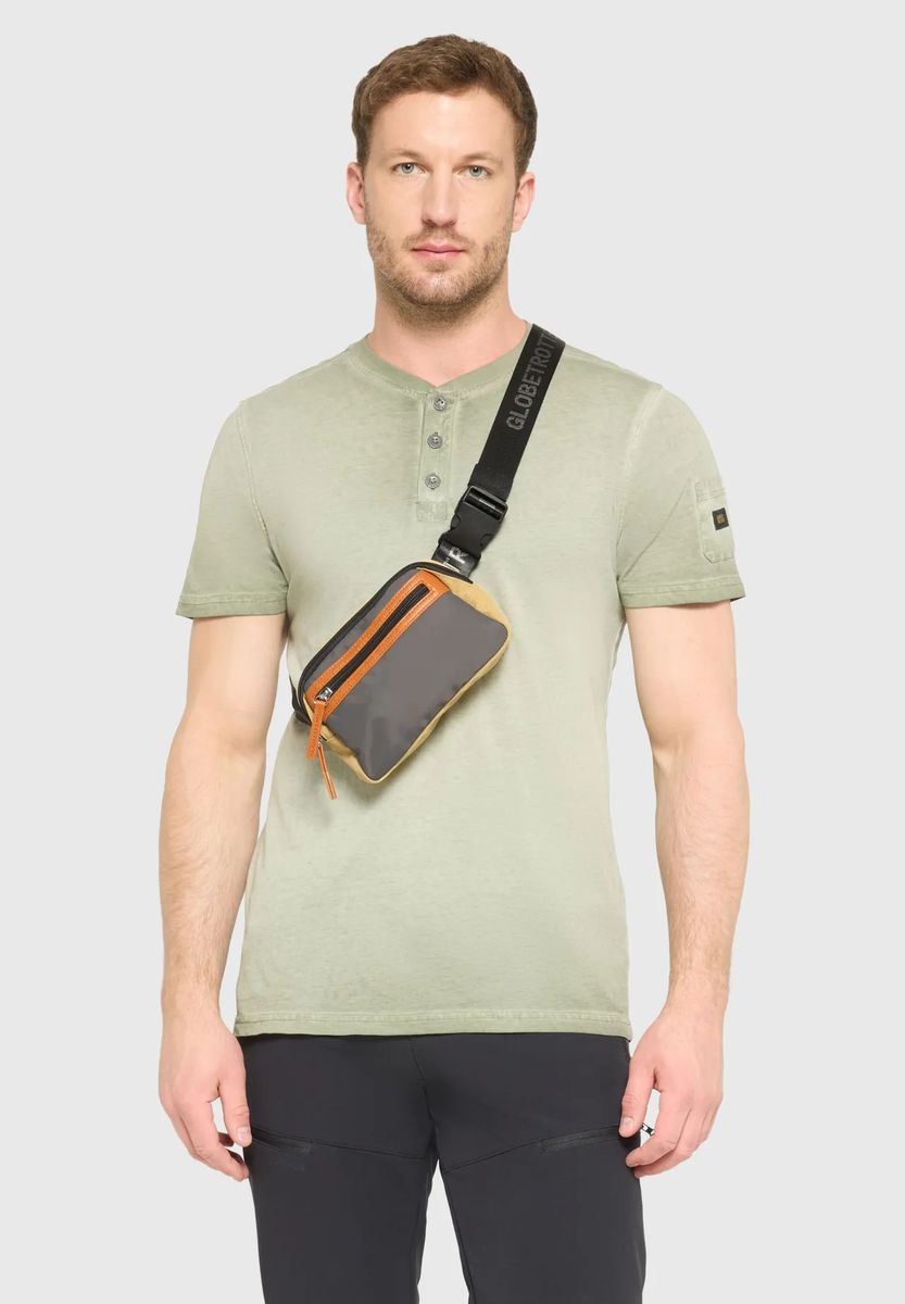 Funktionale Gürteltasche im Color-Block-Design