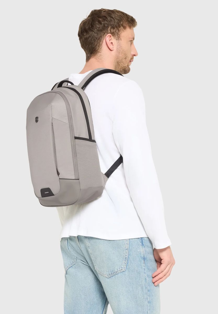 Minimalistischer Urbaner Tagesrucksack mit Laptophülle