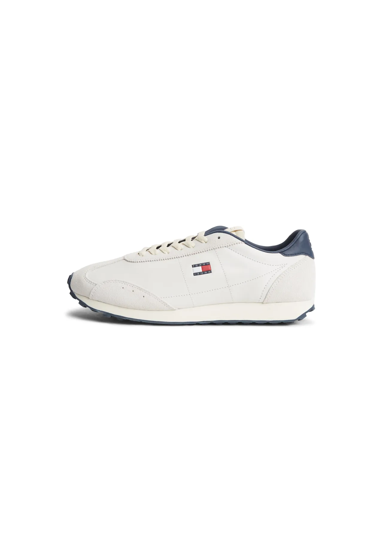 Klassische Retro-inspirierte Wildleder Sneaker