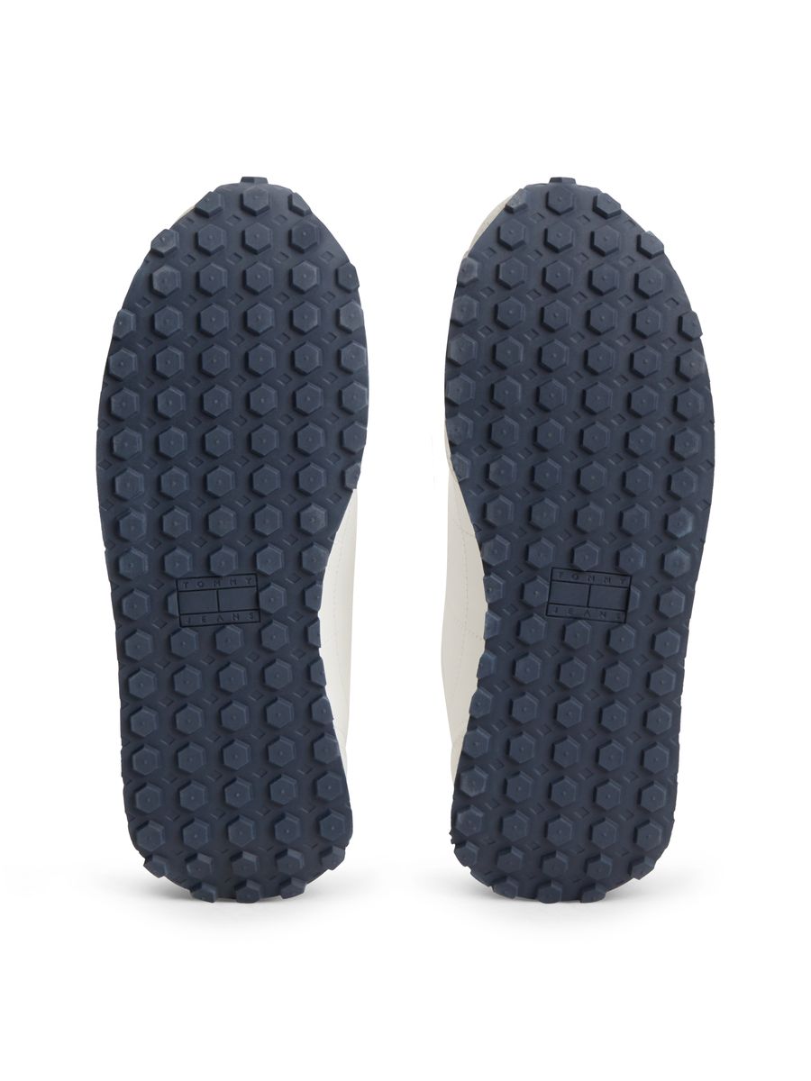 Klassische Retro-inspirierte Wildleder Sneaker