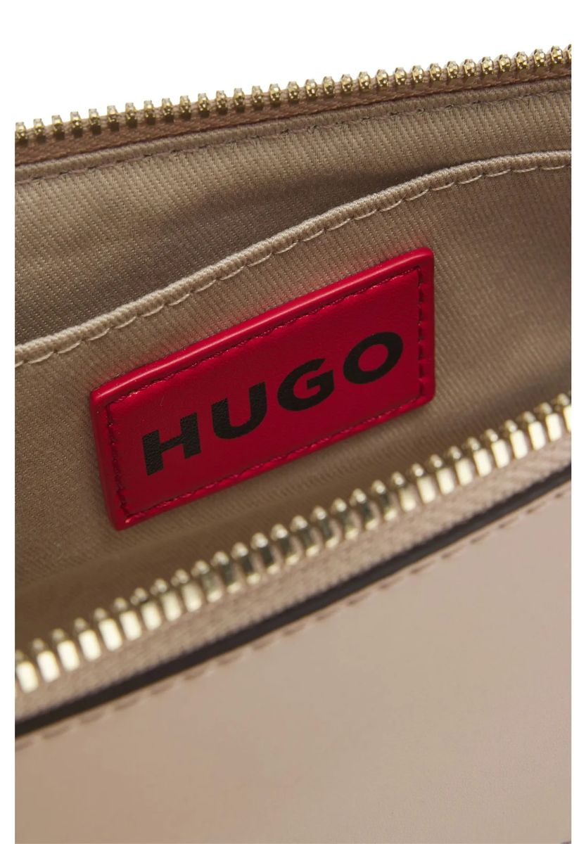 Elegante Schultertasche in Nude-Optik