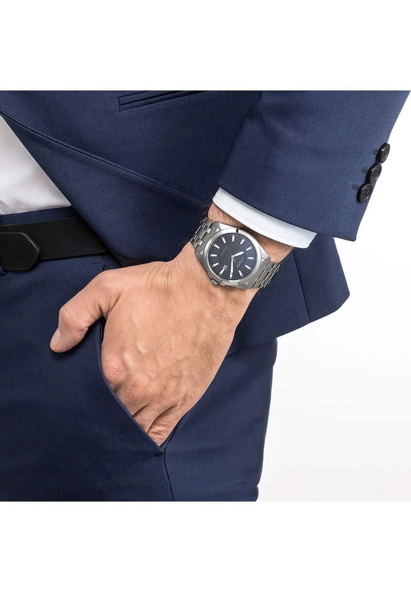 Sportliche Eco-Drive Armbanduhr