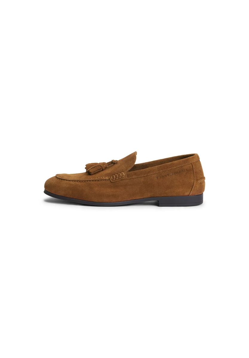Klassische Slipper aus Wildleder mit Quasten