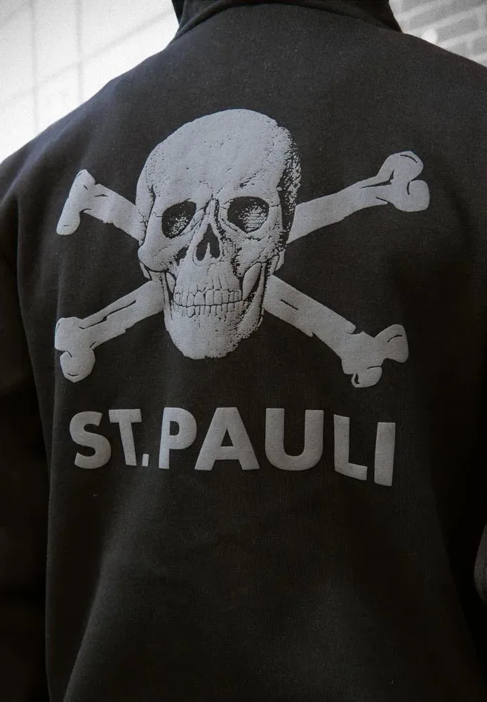 Kapuzenjacke mit Totenkopf-Grafik
