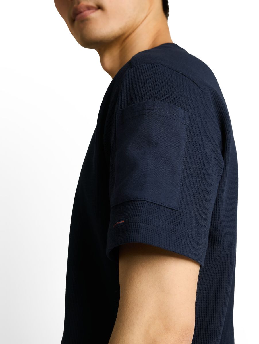 Waffelstrick Henley mit Ärmeltasche