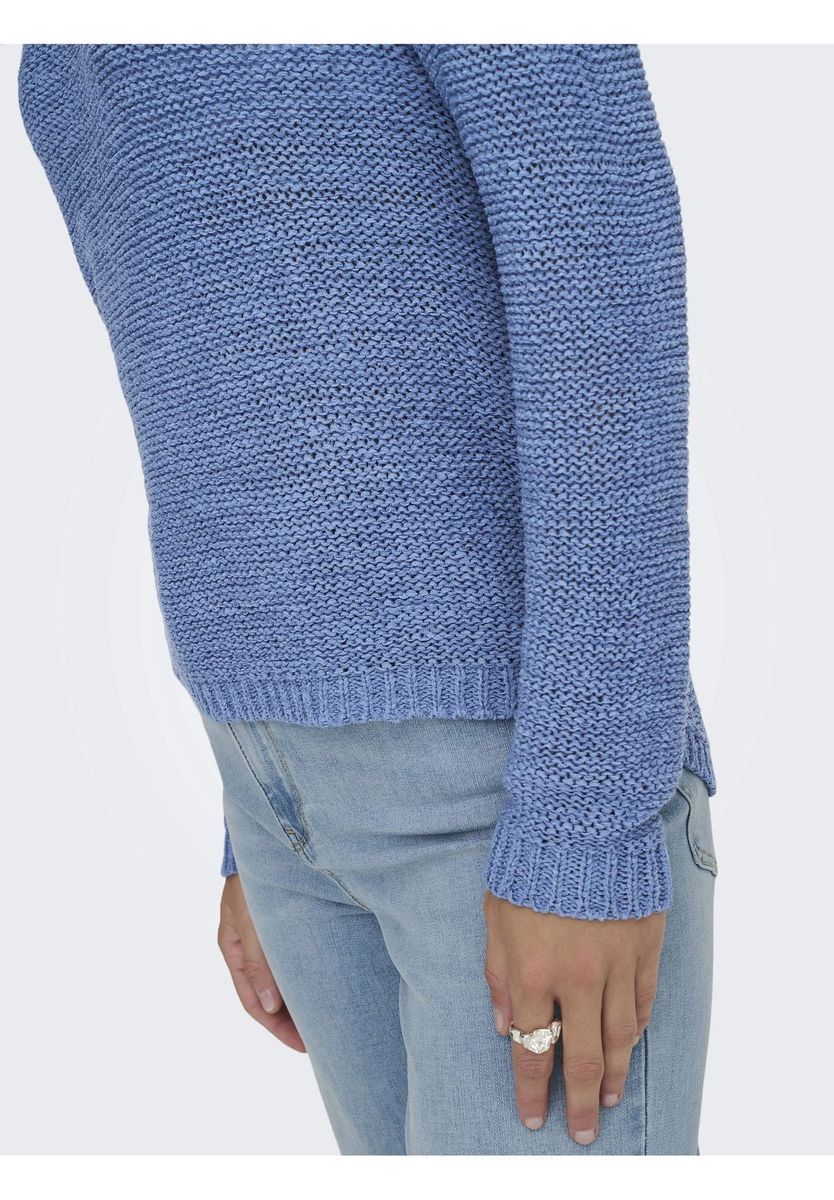 Klassischer leichter Strickpullover