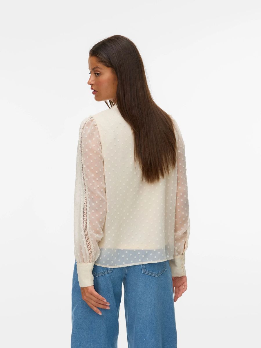 Gepunktete Chiffonbluse mit Stehkragen