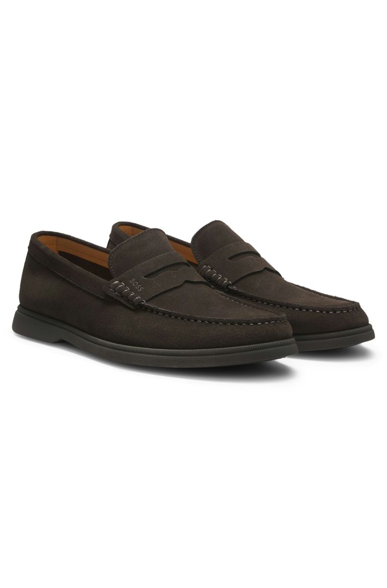 Klassische Slipper aus Veloursleder